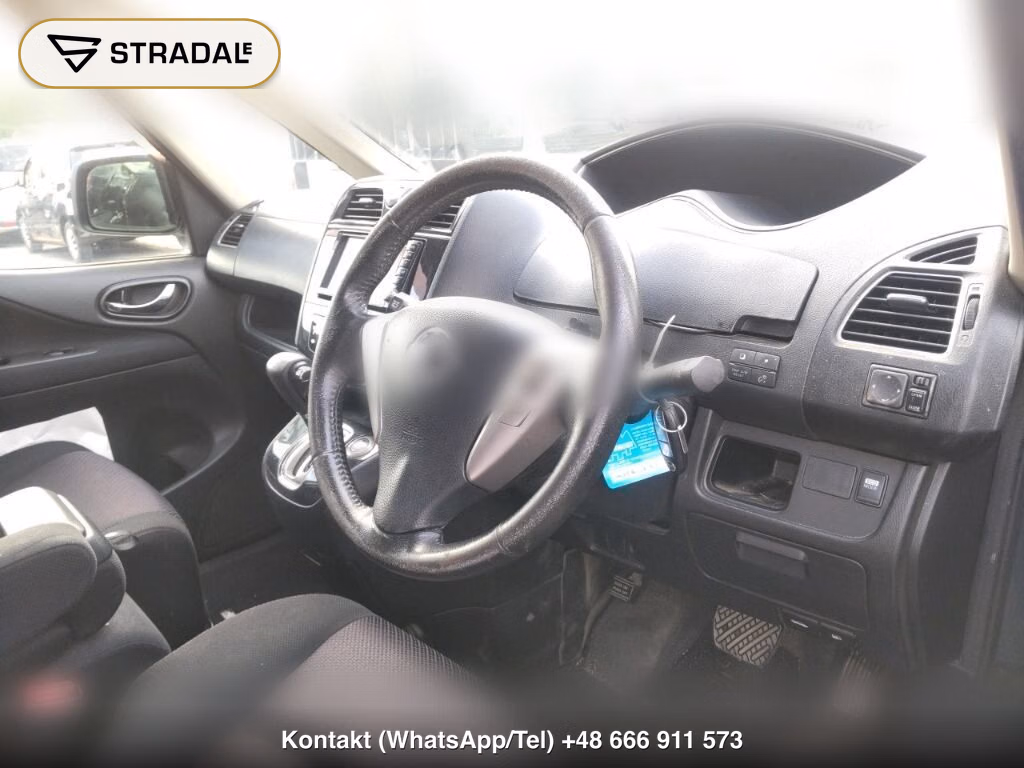 NISSAN SERENA 5D, miniaturka 4