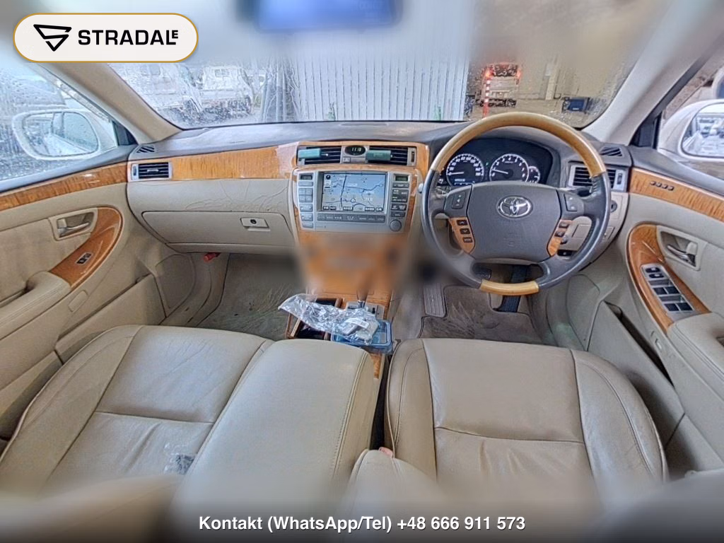 TOYOTA CROWN MAJESTA 4D C TYPE, miniaturka 4