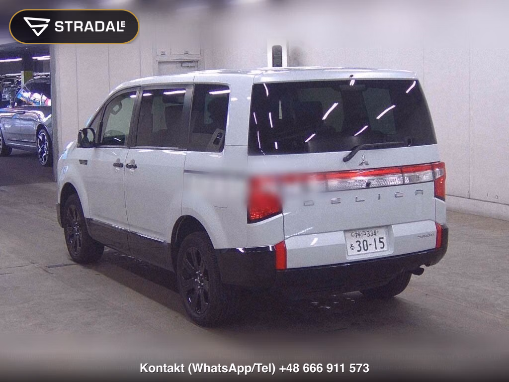 MITSUBISHI DELICA D:5 4WD CHAMONIX, miniaturka 3