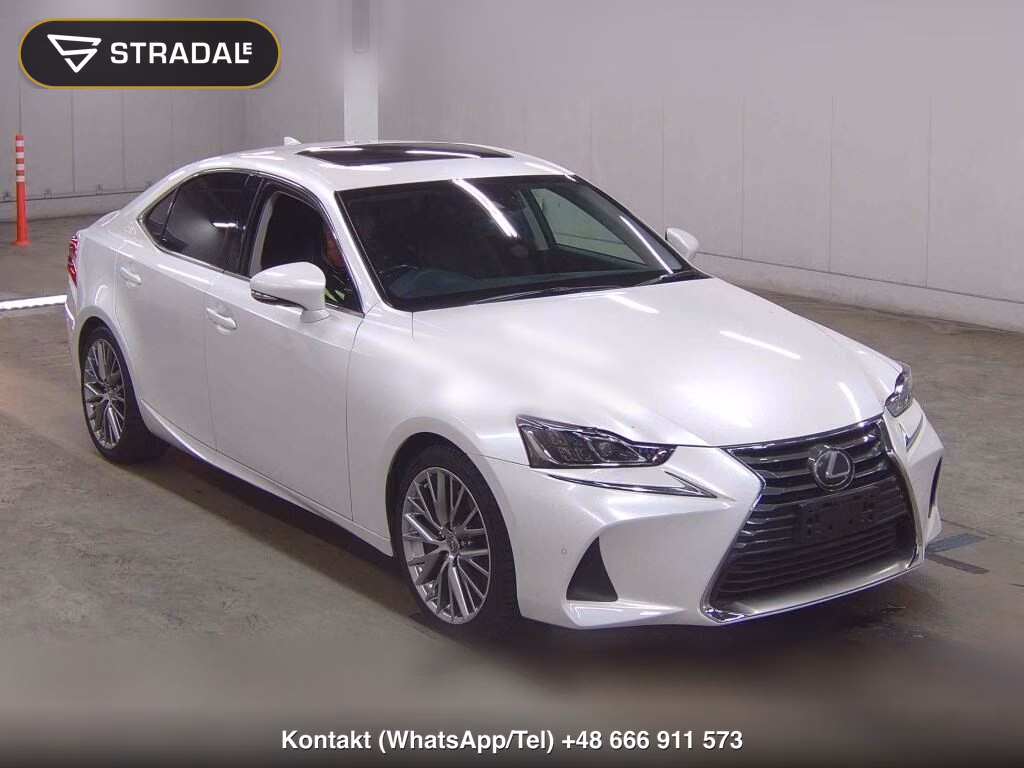 LEXUS IS 4D IS200T VERSION L 2016, aukcja z Japonii, zdjęcie 1