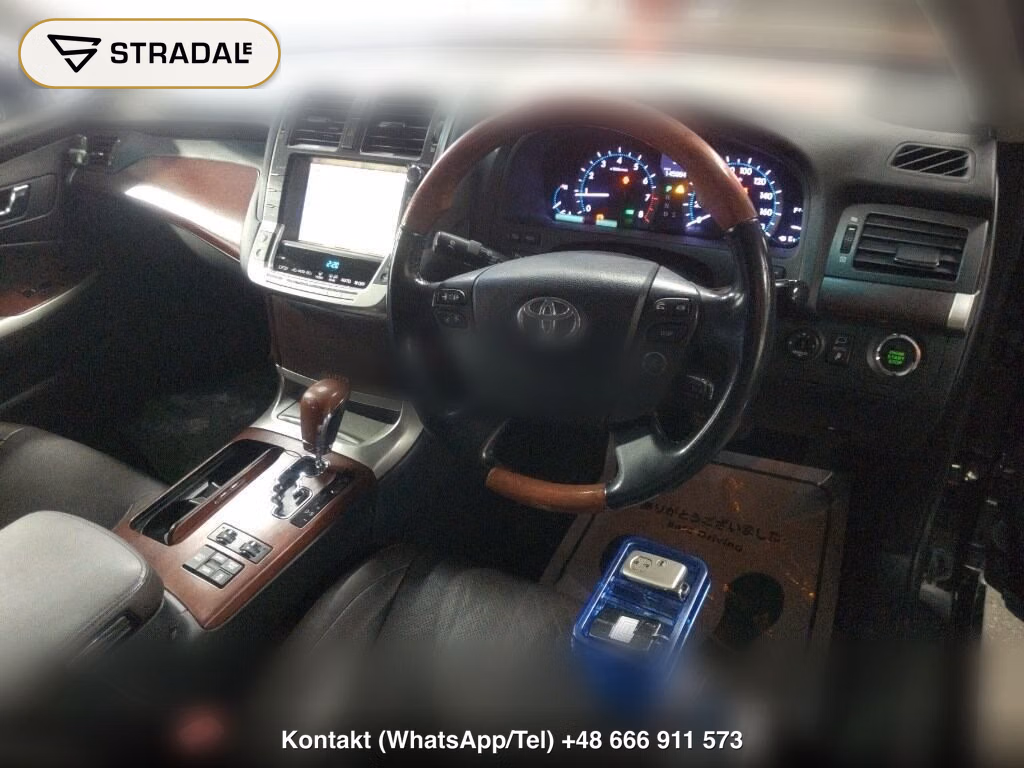 TOYOTA CROWN MAJESTA 4D A TYPE L PACKAGE, miniaturka 4