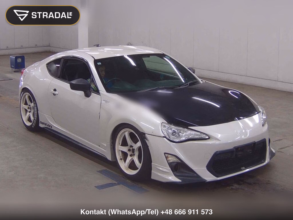 TOYOTA 86 RACING 2013, aukcja z Japonii, zdjęcie 1