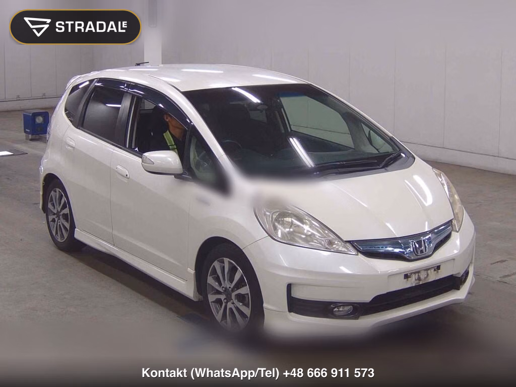 HONDA FIT HYBRID RS 2013, aukcja z Japonii, zdjęcie 1