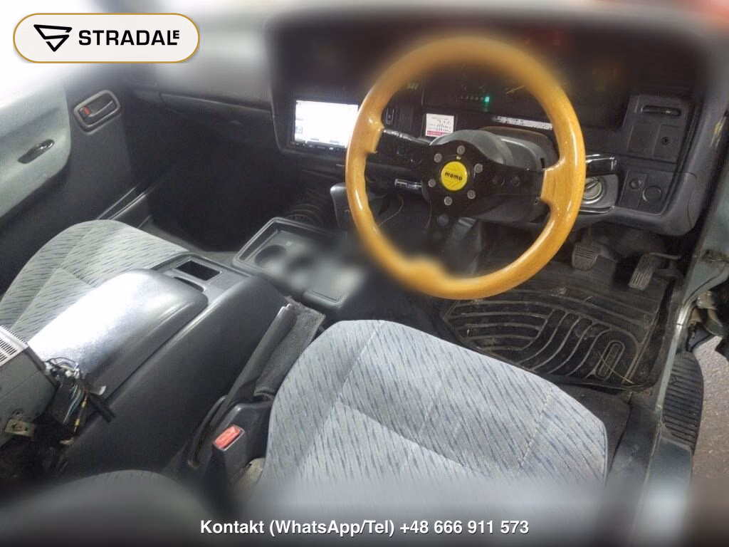 TOYOTA HIACE VAN 4D, miniaturka 4