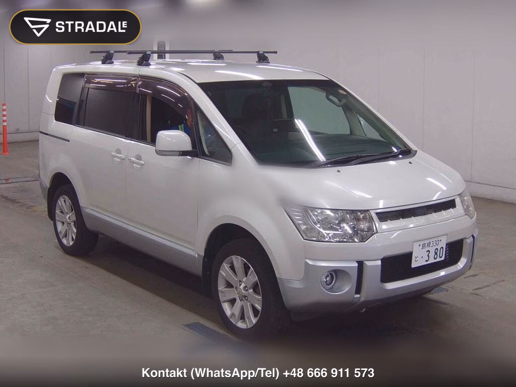 MITSUBISHI DELICA D:5 4WD G POWER PACKAGE 2010, aukcja z Japonii, zdjęcie 1