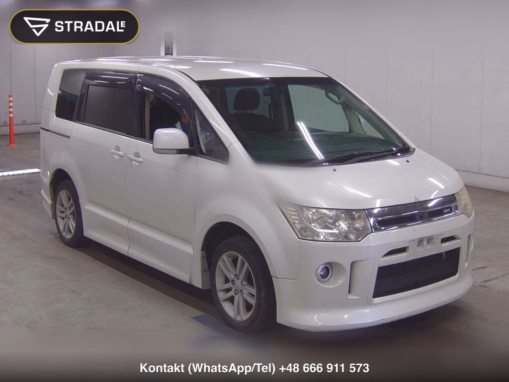 MITSUBISHI DELICA D:5 C2 G NAVI PACKAGE 2009, aukcja z Japonii, zdjęcie 1