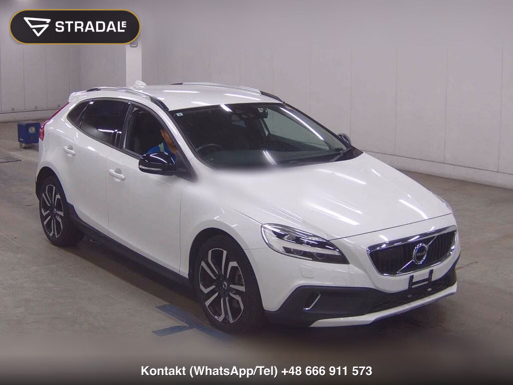 VOLVO V40 CROSS COUNTRY D4 DYNAMIC EDITION 2017, aukcja z Japonii, zdjęcie 1