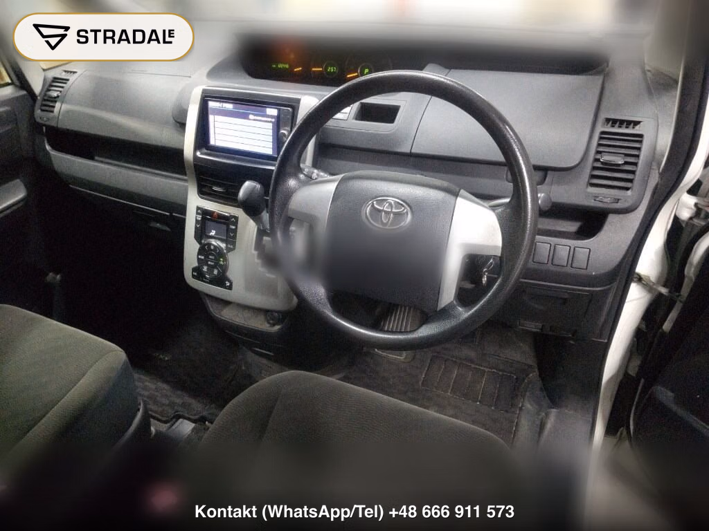 TOYOTA VOXY 4WD TRANS-X, miniaturka 4