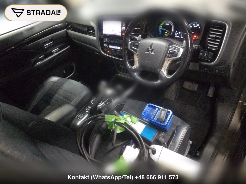 MITSUBISHI OUTLANDER PHEV 4WD G SAFETY PACKAGE, miniaturka 4