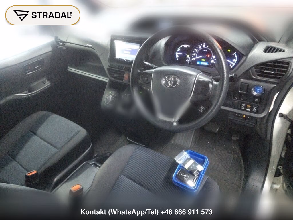 TOYOTA NOAH HYBRID X, miniaturka 4