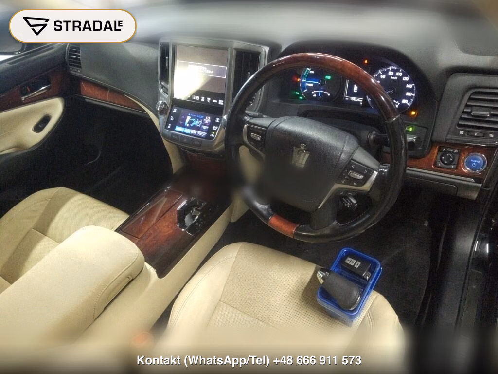 TOYOTA CROWN MAJESTA 4D F VERSION, miniaturka 4