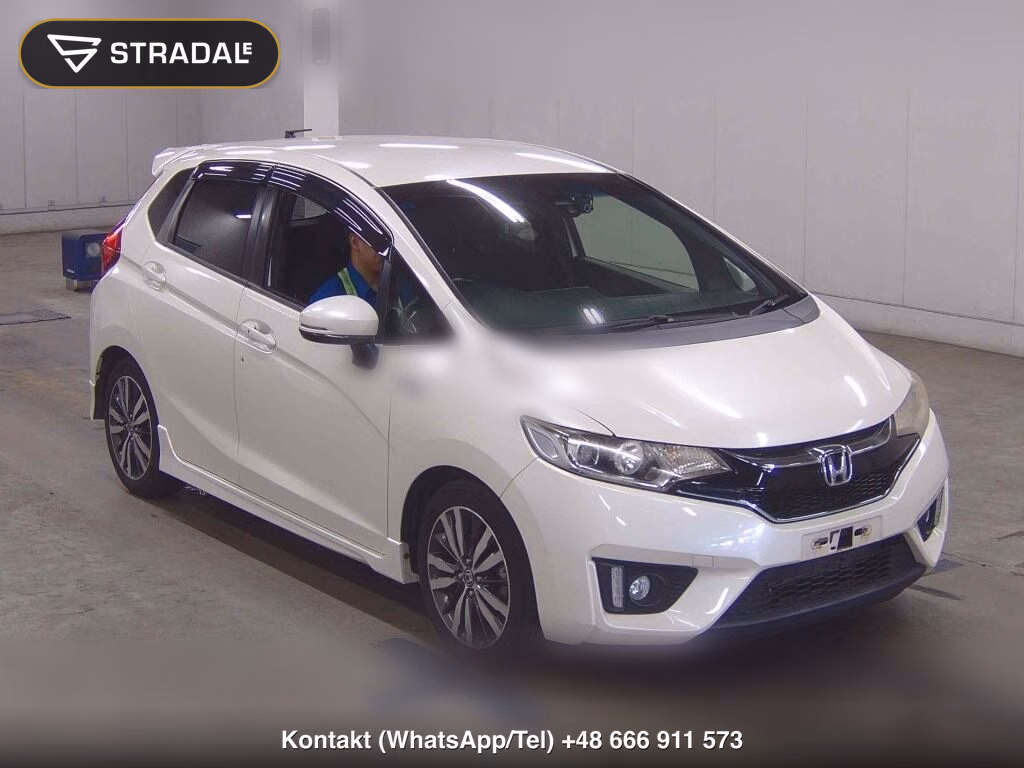 HONDA FIT HYBRID S PACKAGE 2015, aukcja z Japonii, zdjęcie 1