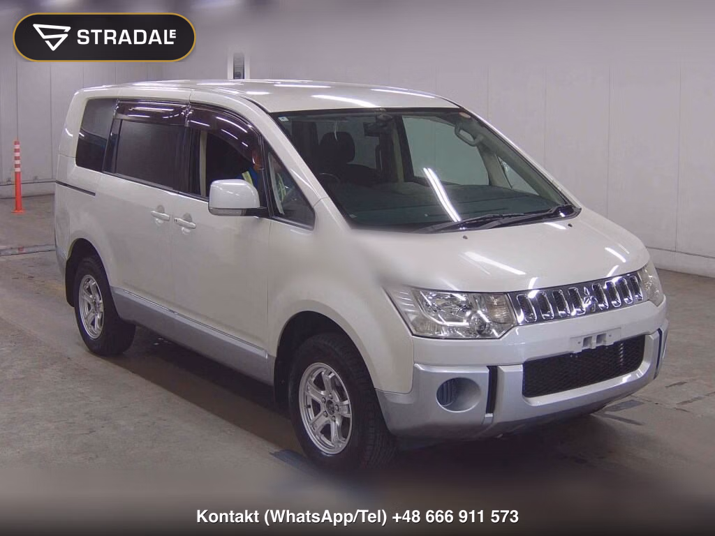 MITSUBISHI DELICA D:5 4WD EXCEED Ⅱ 2010, aukcja z Japonii, zdjęcie 1