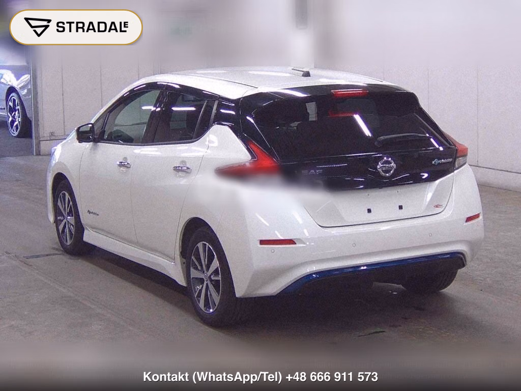 NISSAN LEAF X, miniaturka 3