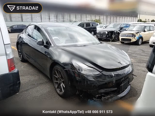 TESLA MODEL 3 2021, samochód z aukcji Japonii