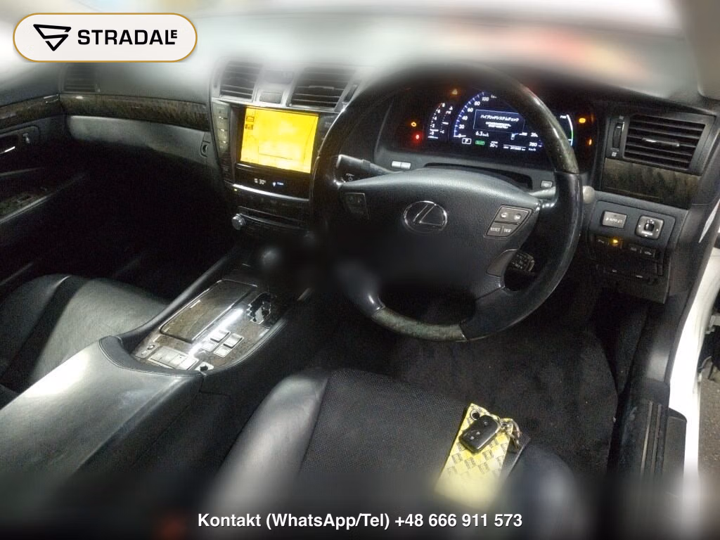 LEXUS LS 4WD LS600H I PACKAGE, miniaturka 4