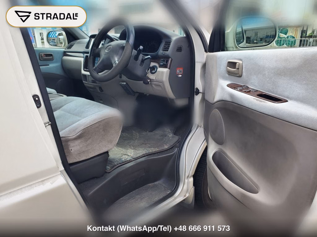 TOYOTA REGIUS 4D V L PACKAGE, miniaturka 9