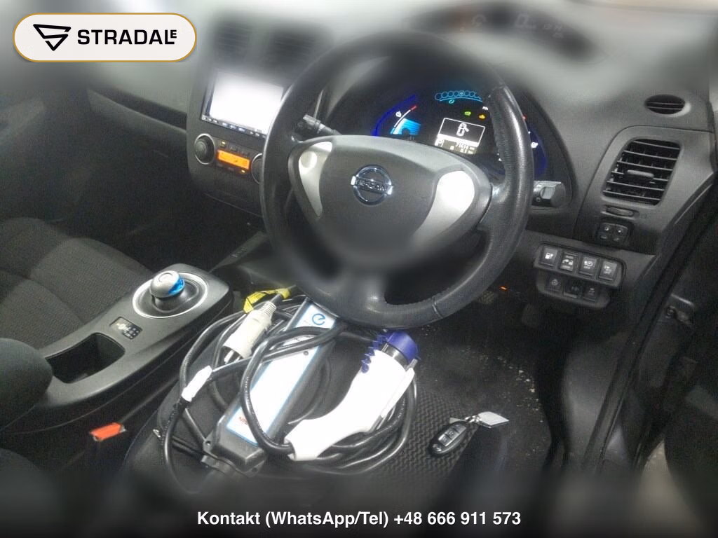 NISSAN LEAF S, miniaturka 4