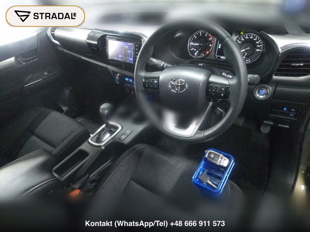 TOYOTA HILUX 4D 4WD Z, miniaturka 4