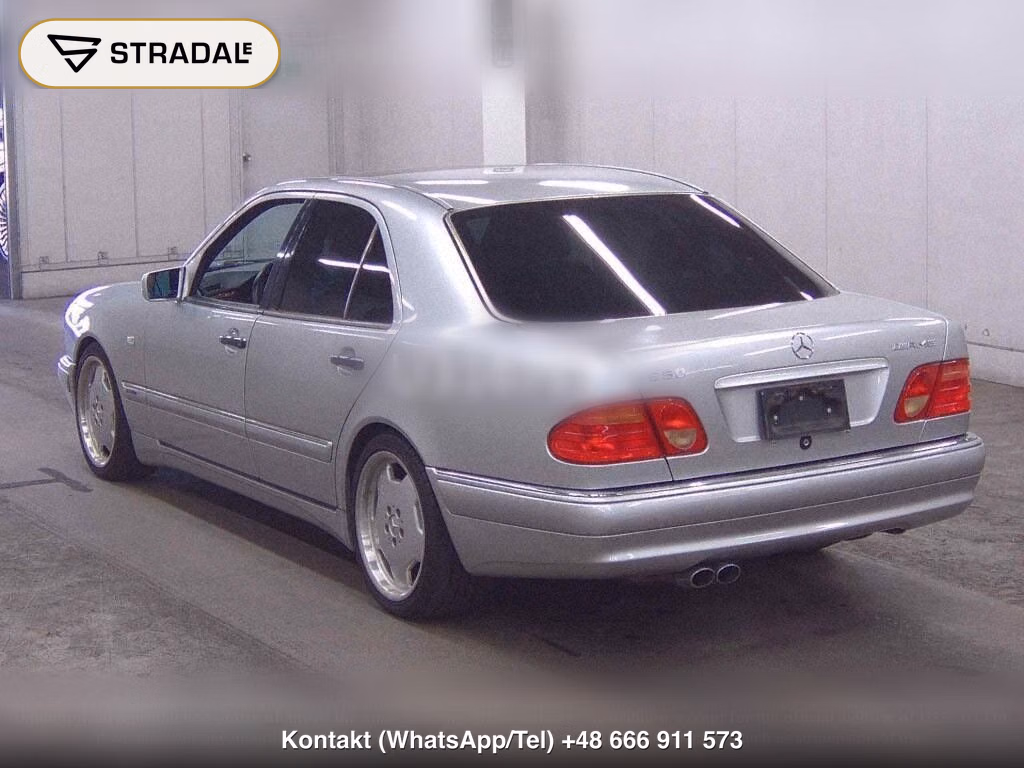 MERCEDES BENZ E-CLASS 4D, miniaturka 2
