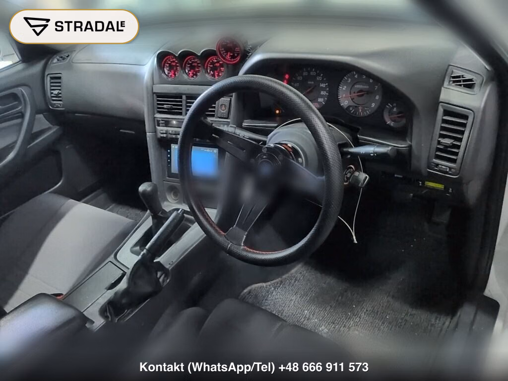 NISSAN SKYLINE 4D 25GT TURBO, miniaturka 4
