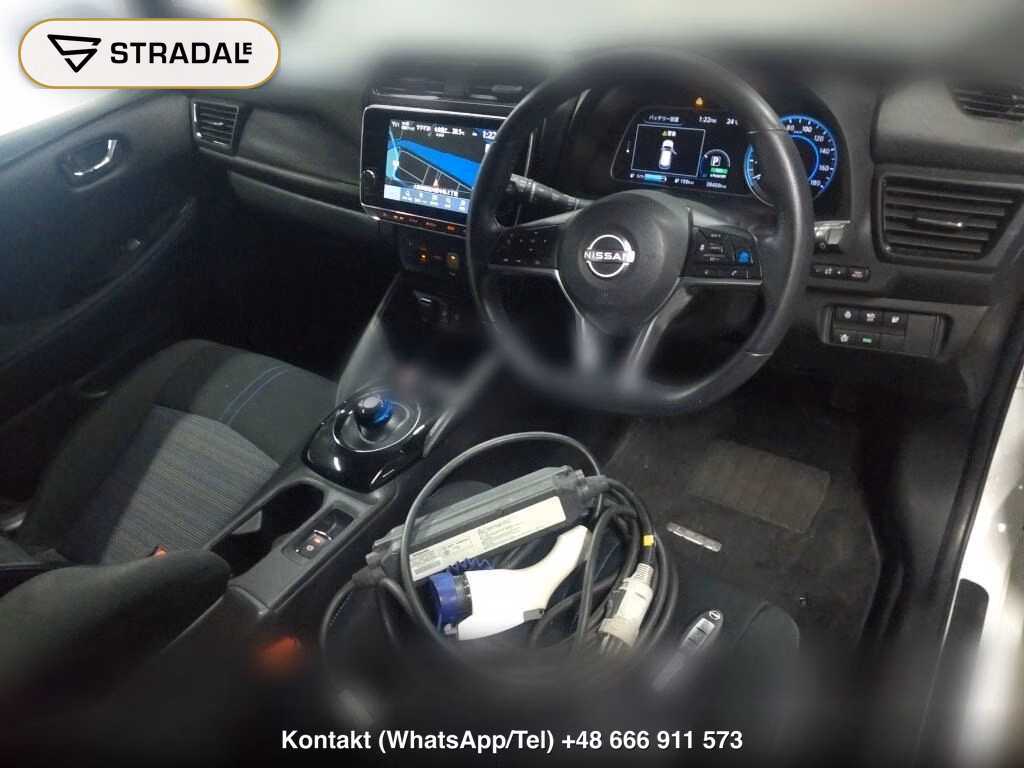 NISSAN LEAF G, miniaturka 4