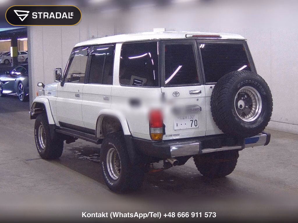 TOYOTA LAND CRUISER 70 5D 4WD ZX, miniaturka 3