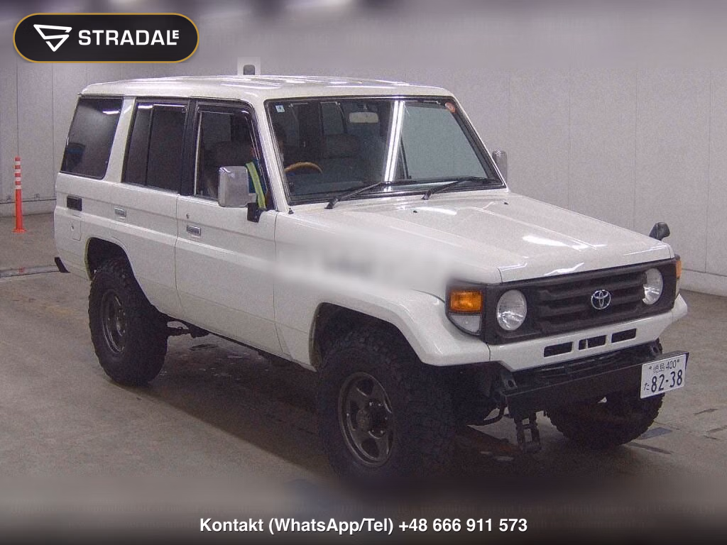 TOYOTA LAND CRUISER 70 5D 4WD LX, miniaturka 2