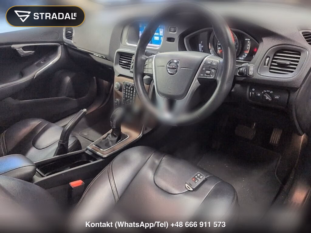 VOLVO V40 CROSS COUNTRY D4 MOMENTUM, miniaturka 4