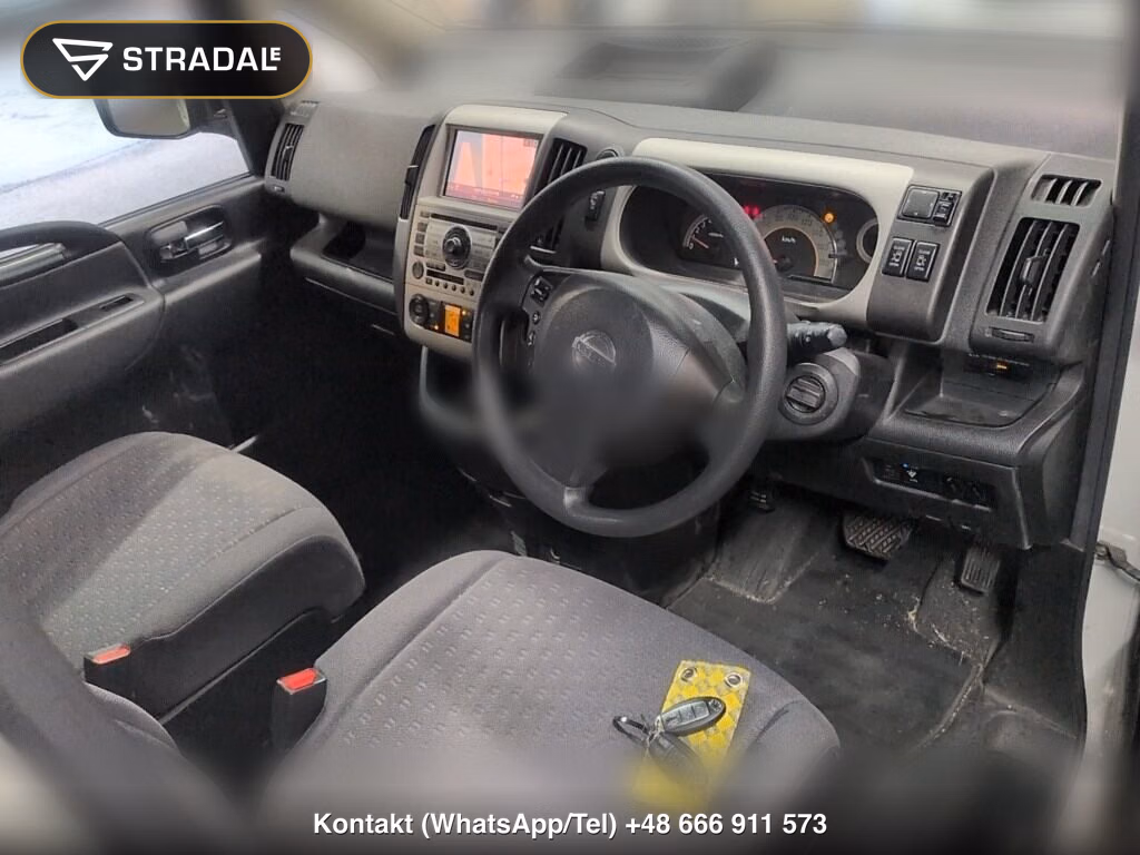 NISSAN SERENA 5D 20RS, miniaturka 4