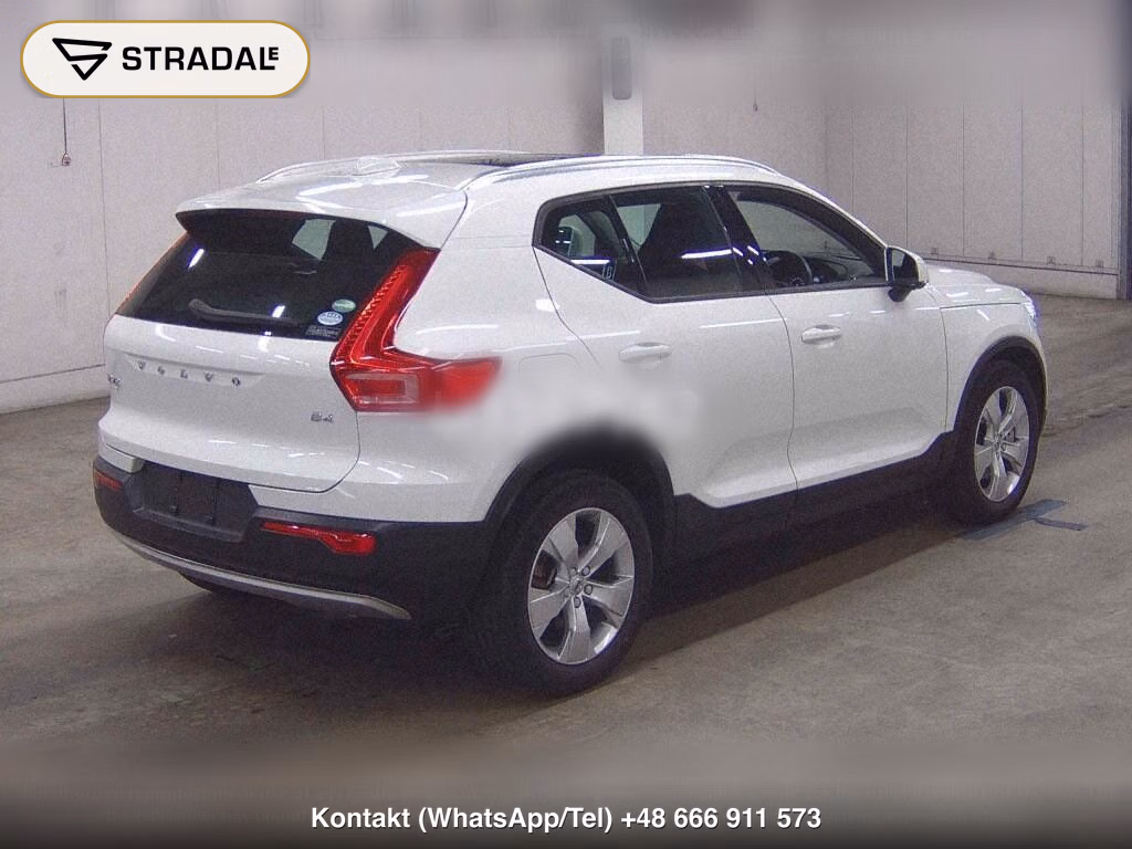 VOLVO XC40 B4 MOMENTUM, miniaturka 6