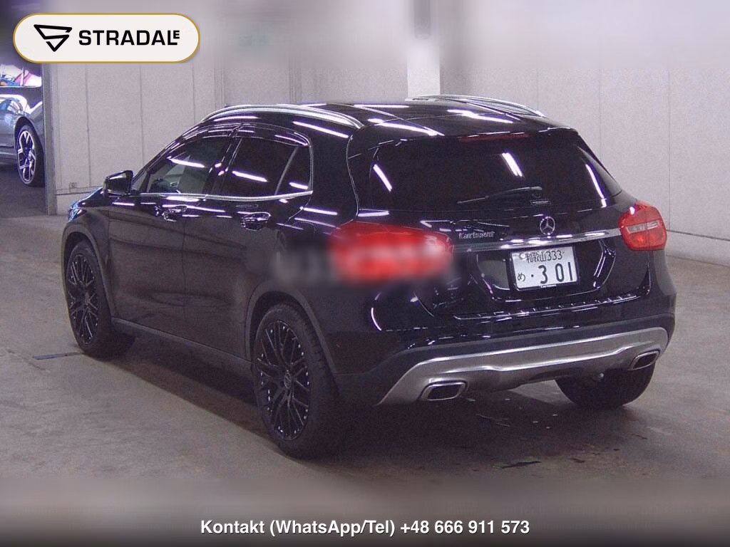 MERCEDES BENZ GLA-CLASS GLA180, miniaturka 3