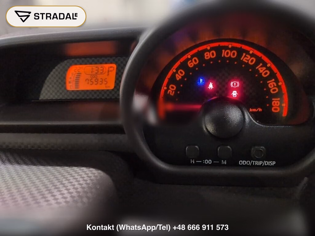 TOYOTA PORTE 4D X, miniaturka 7