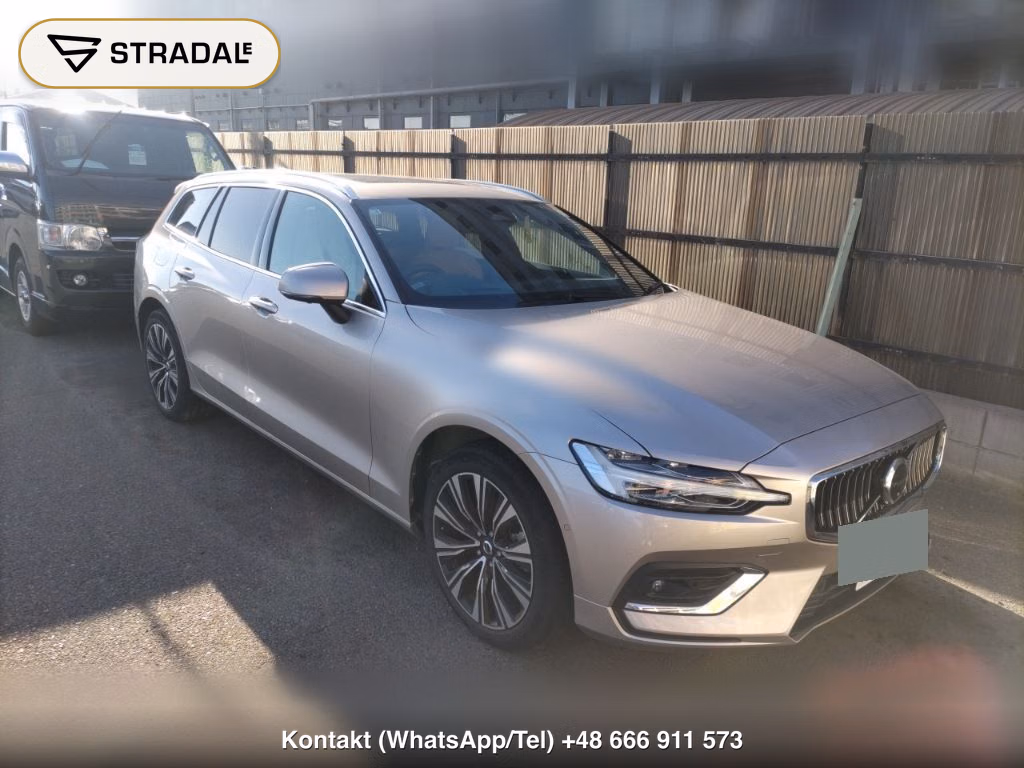 VOLVO V60 ULTIMATE B4 2022, aukcja z Japonii, zdjęcie 1