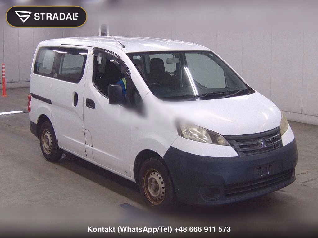 MITSUBISHI DELICA VAN 5D DX, miniaturka 2