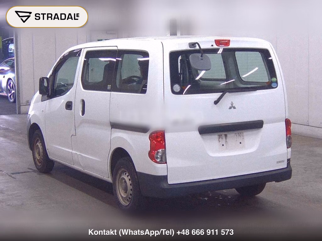 MITSUBISHI DELICA VAN 5D DX, miniaturka 3