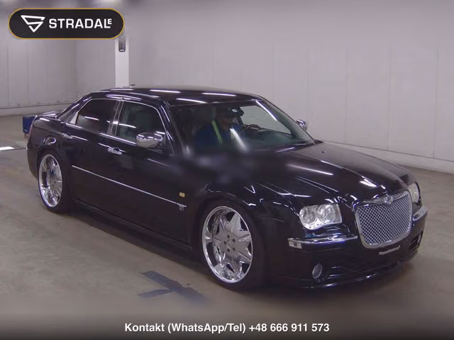 CHRYSLER 300C 5.7HEMI 2005, samochód z aukcji Japonii