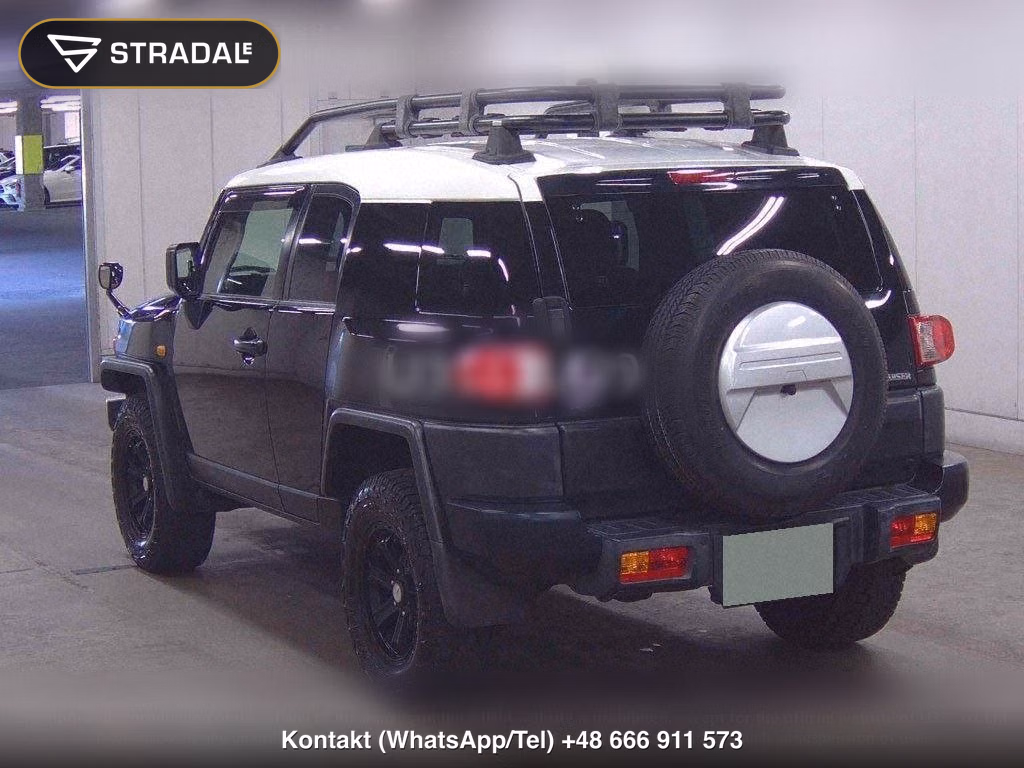 TOYOTA FJ CRUISER 4WD, miniaturka 3