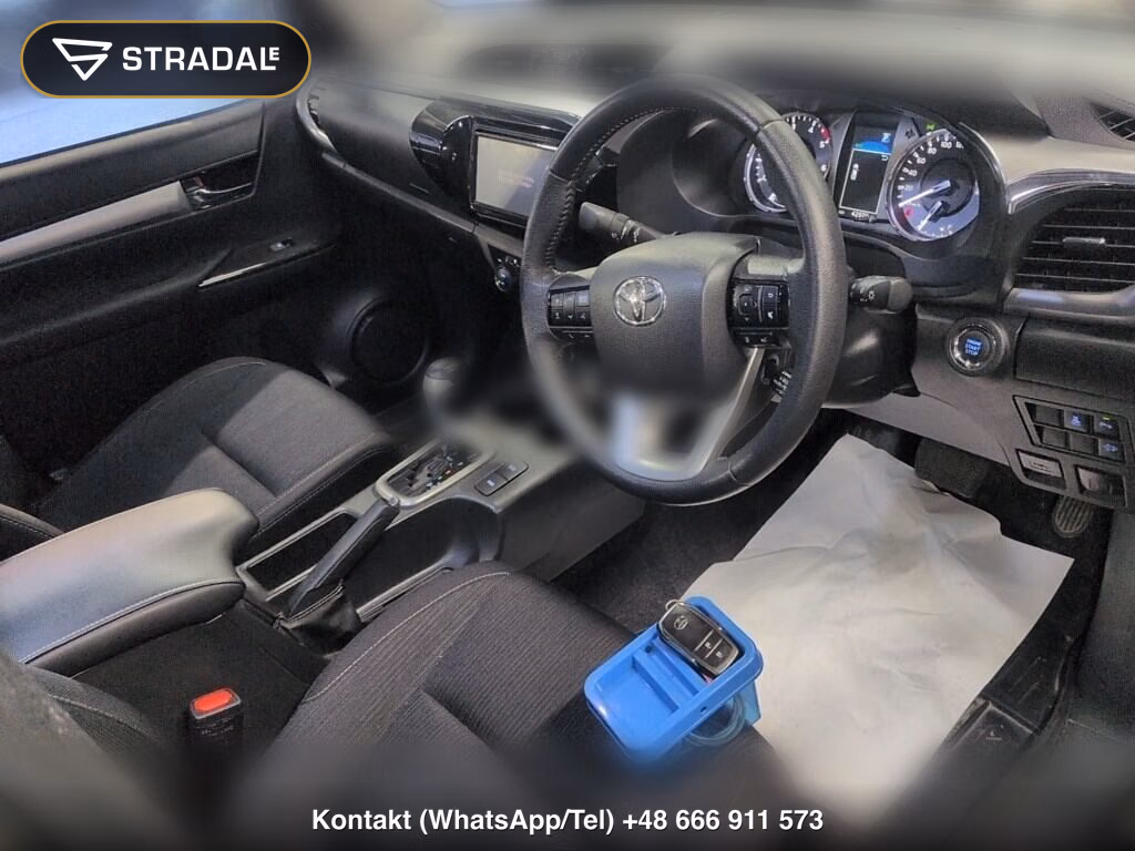 TOYOTA HILUX 4D 4WD Z, miniaturka 4