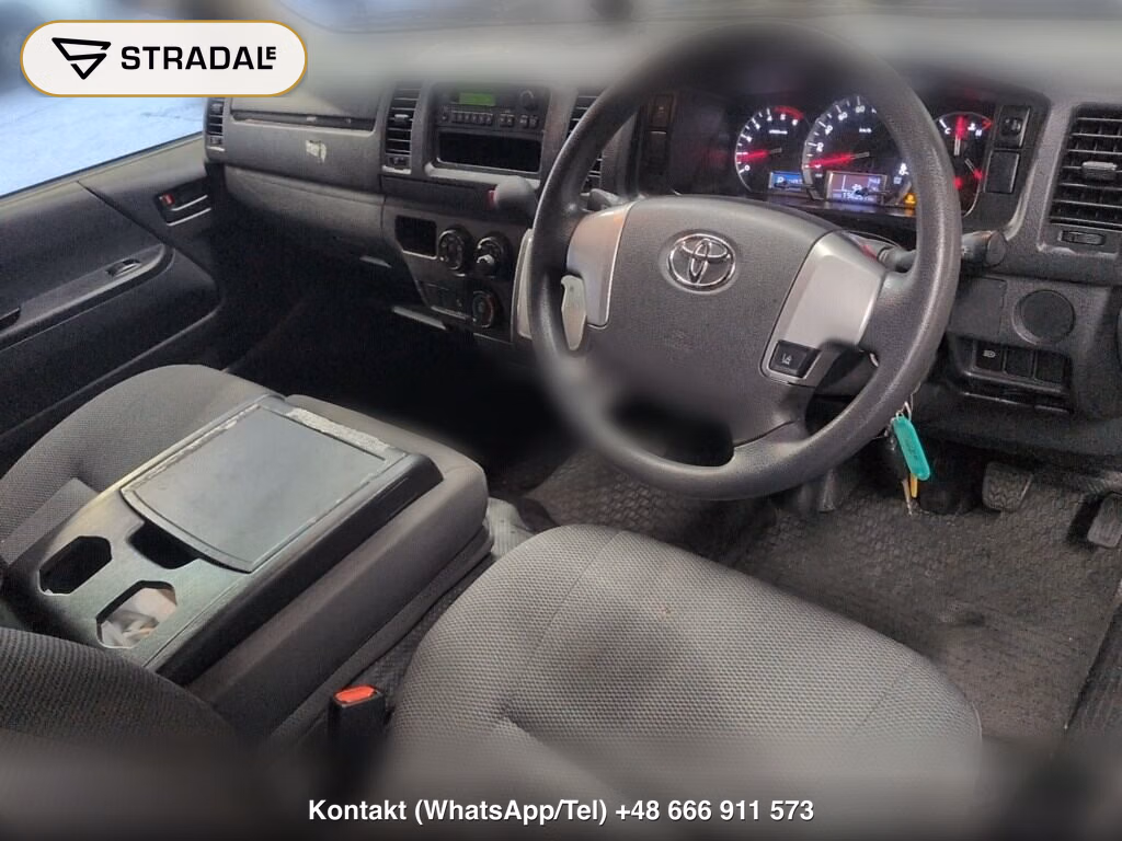 TOYOTA HIACE VAN 5D DX, miniaturka 3