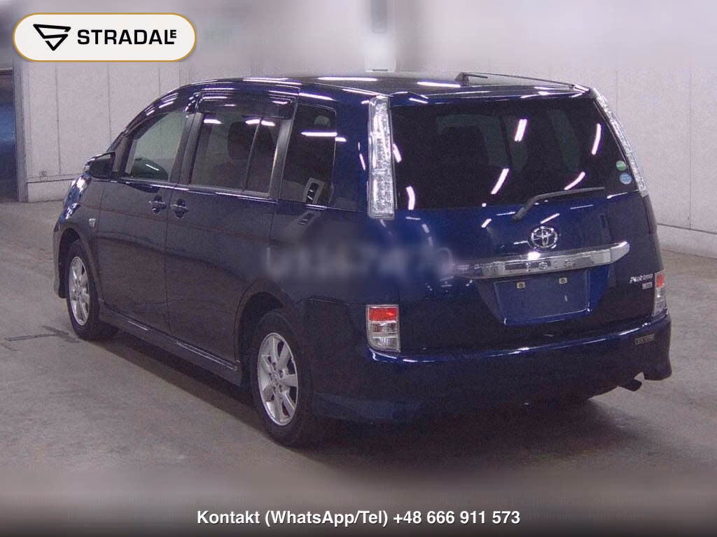 TOYOTA ISIS PLATANA, miniaturka 3
