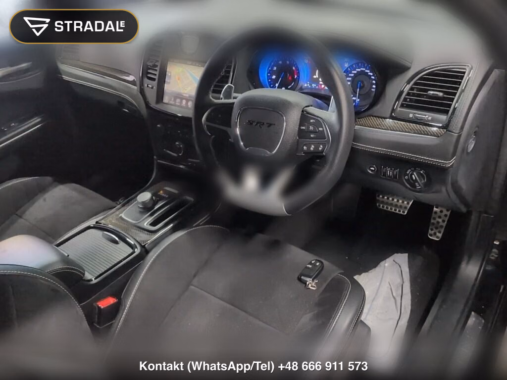 CHRYSLER 300 SRT8, miniaturka 4