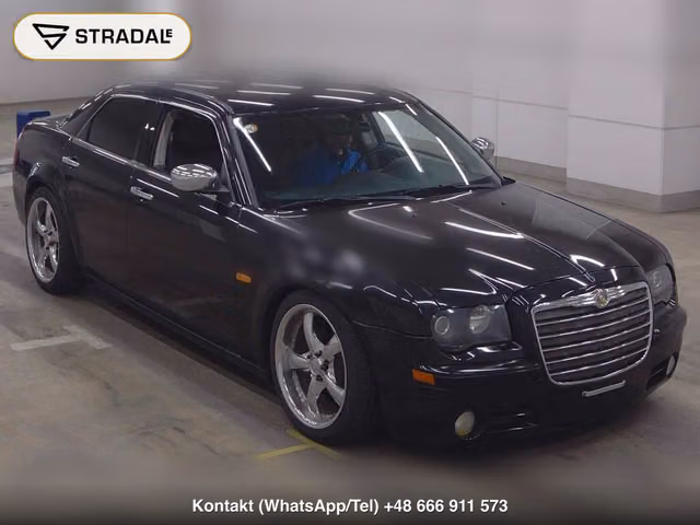 CHRYSLER 300C 2009, samochód z aukcji Japonii