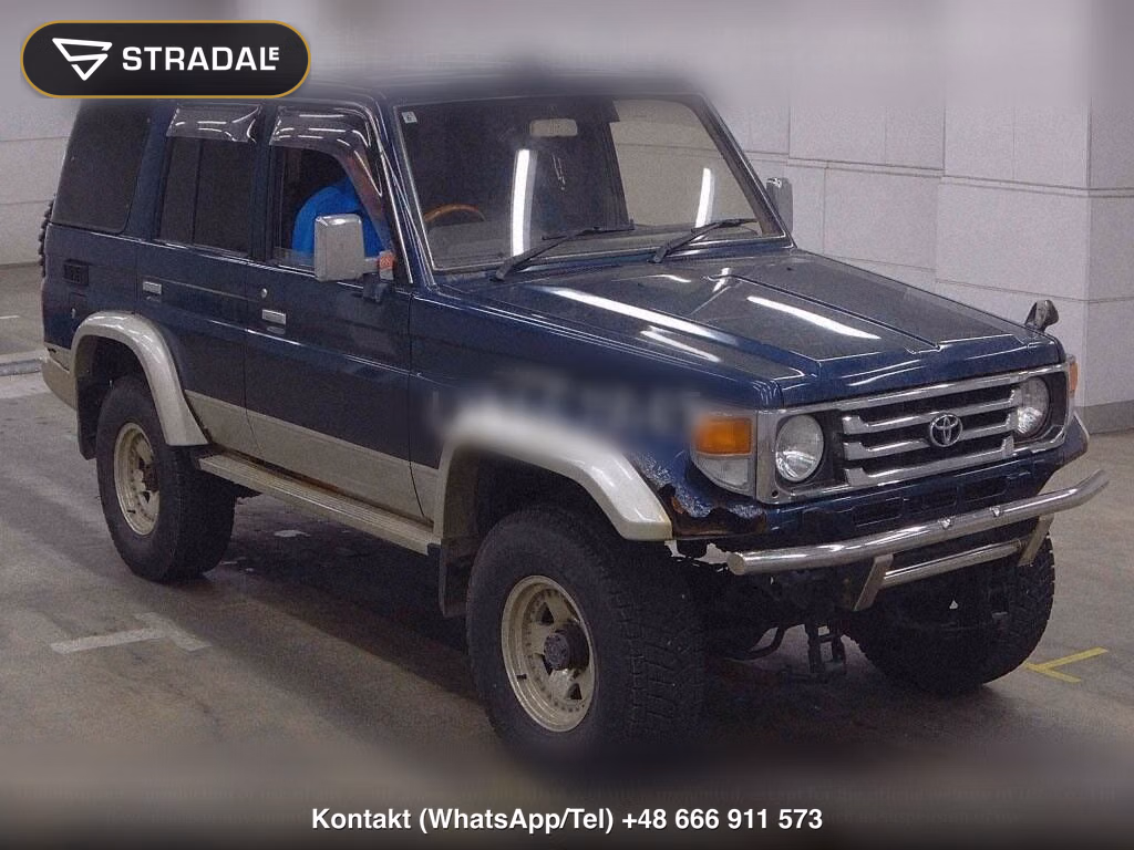 TOYOTA LAND CRUISER 70 5D 4WD, miniaturka 2