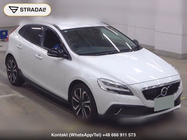 VOLVO V40 4WD CROSS COUNTRY T5 AWD SUMMUM 2018, samochód z aukcji Japonii