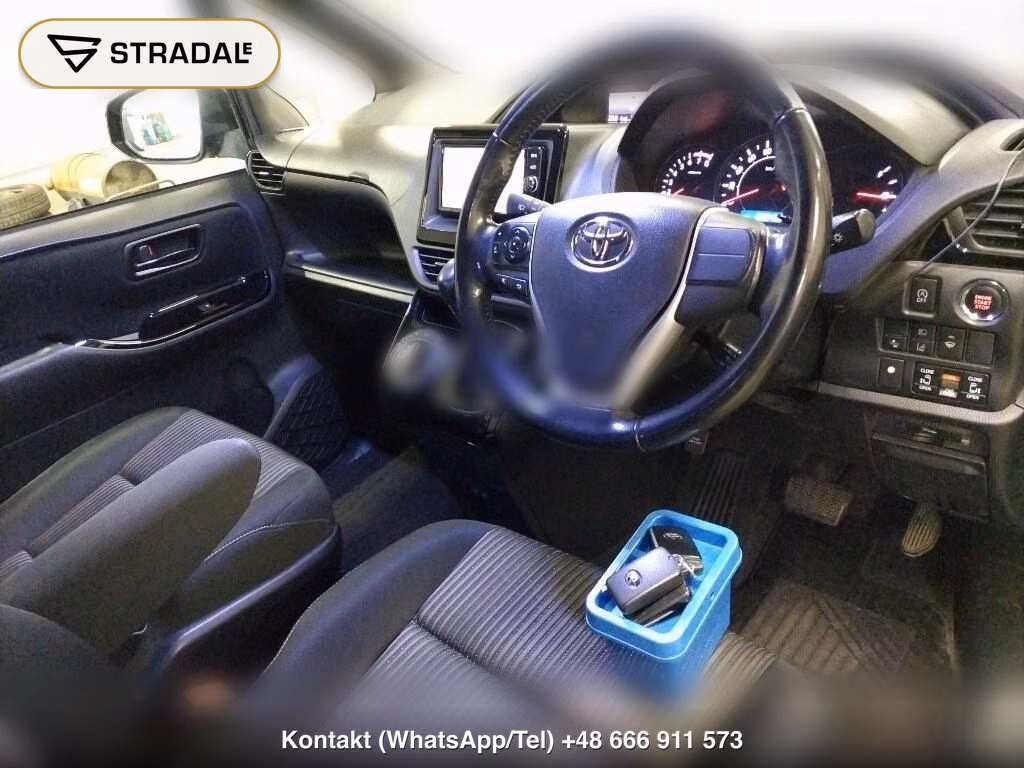 TOYOTA NOAH 4WD SI, miniaturka 4