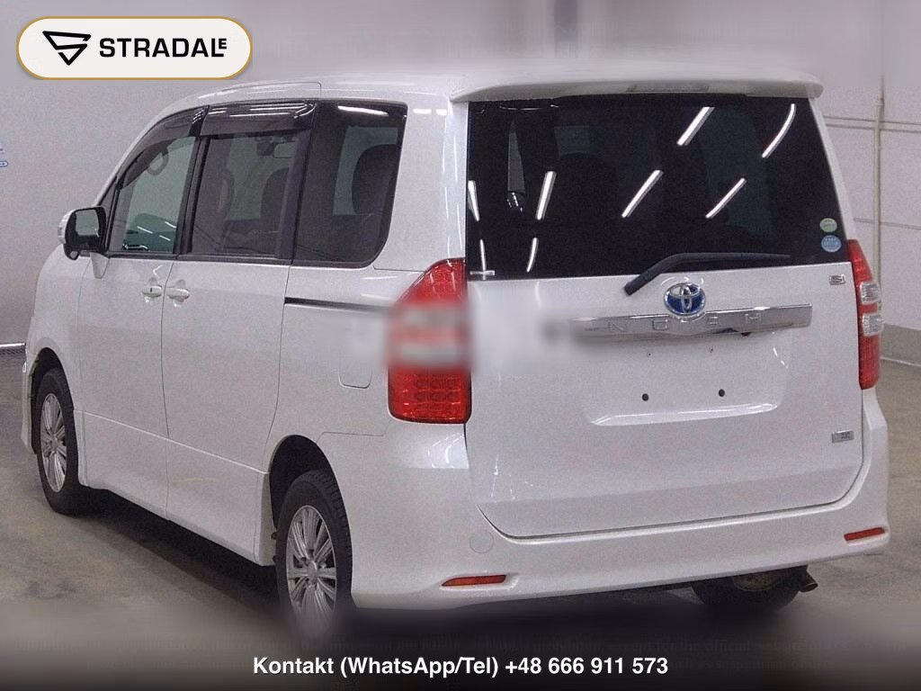 TOYOTA NOAH 4WD SI, miniaturka 3