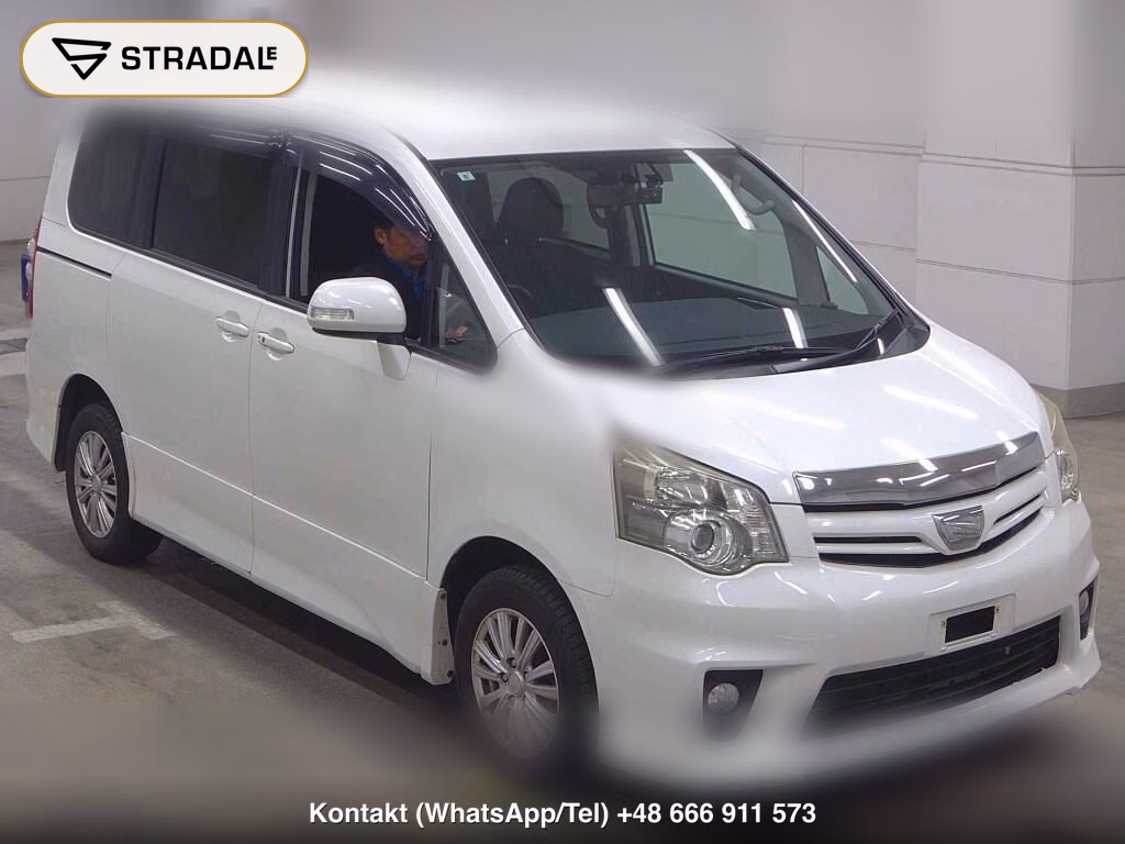 TOYOTA NOAH 4WD SI 2011, aukcja z Japonii, zdjęcie 1