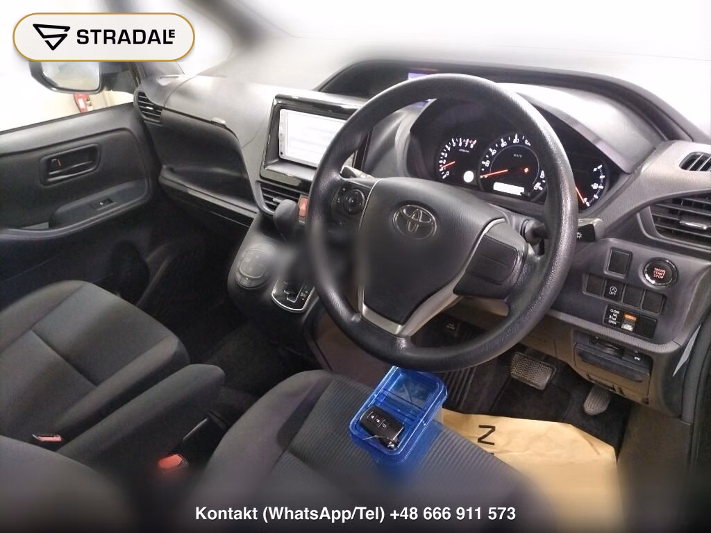 TOYOTA NOAH 4WD X, miniaturka 4