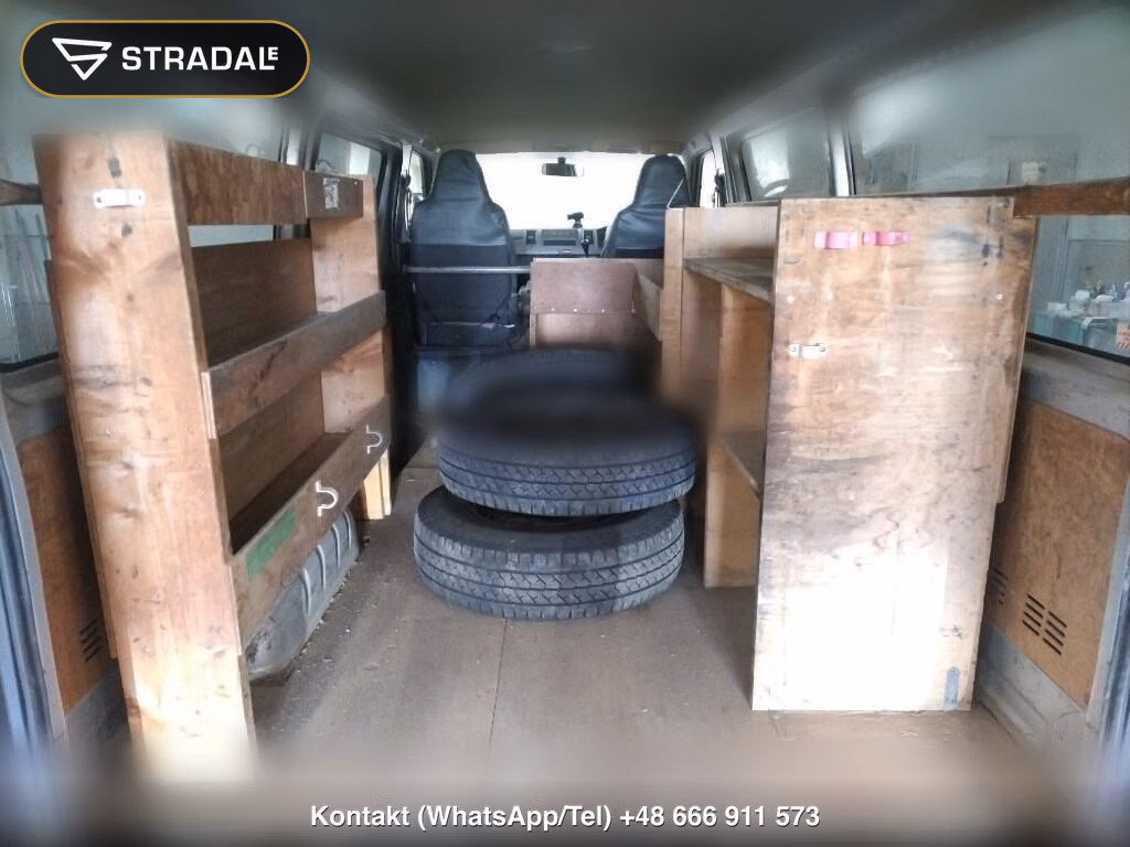 TOYOTA HIACE VAN 4D 4WD DX, miniaturka 7
